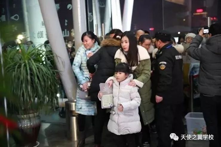【报道】宿州市首届国际钢琴大师音乐会暨壹定发艺术家宋思衡多媒体音乐会圆满成功。诤悠担